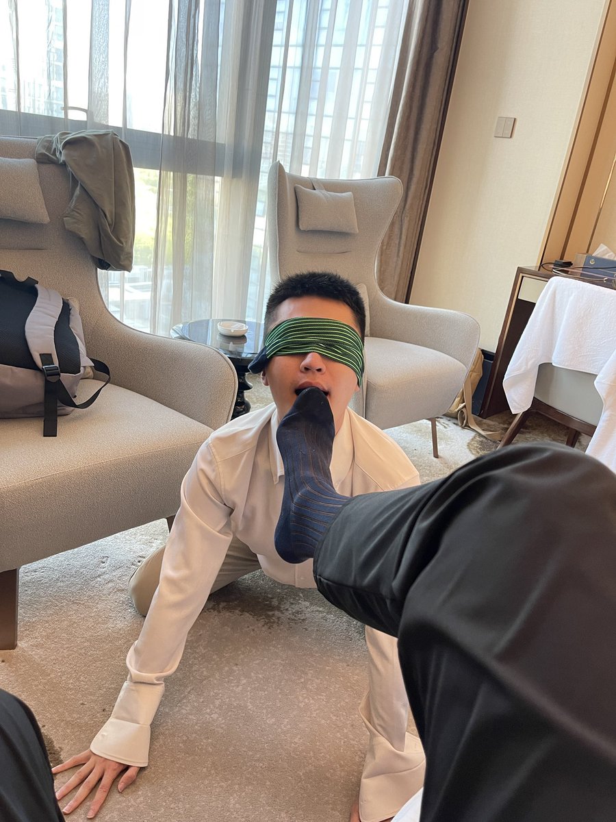 正装皮鞋 tweet media