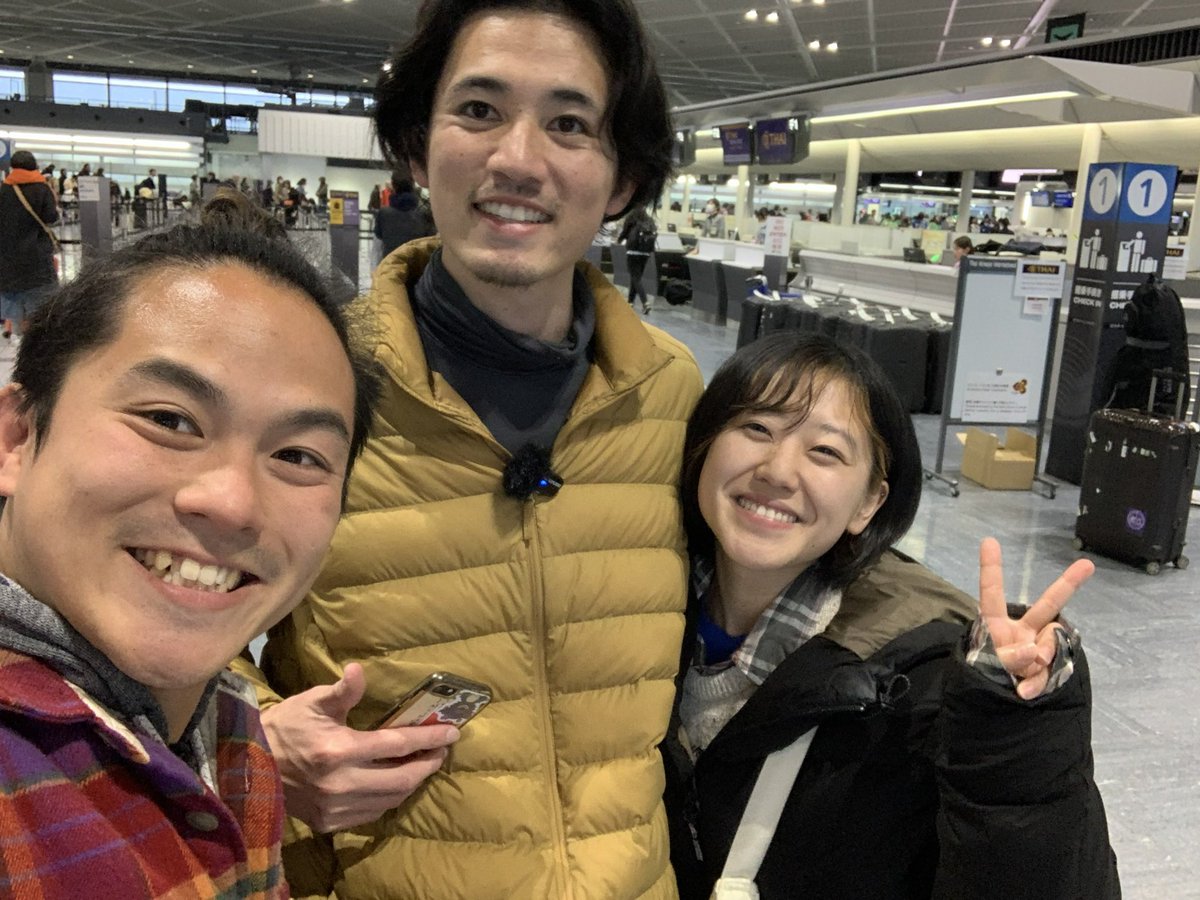 mku_3's tweet photo. かんてぃ ついに出発 ✈️ ibuen viaje! 
🇲🇽🇬🇹🇳🇮🇨🇷🇨🇴🇪🇨🇵🇪🇧🇴🇨🇱🇵🇾🇺🇾🇦🇷 https://t.co/51IKpB3nte