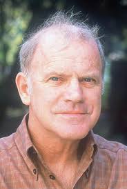 🟡 L'inventore del "tampone" (test PCR) Kari Mullis era uno spirito libero e ribelle. Vinse il premio Nobel per la chimica nel '93, ma non fu mai parte del sistema. Detestava Anthony Fauci. Diceva di lui che non è uno scienziato, non sa nemmeno usare un microscopio elettronico, è