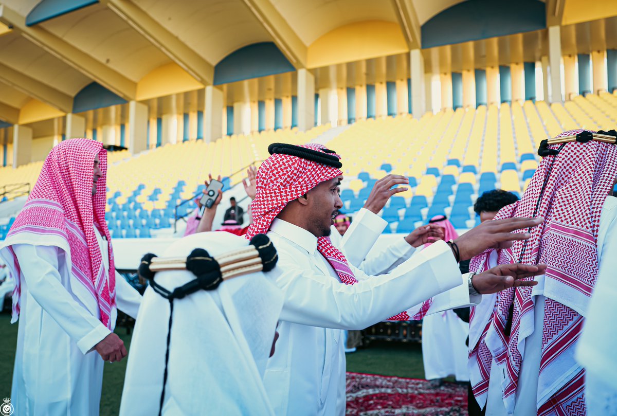 AlNassrFC's tweet image. شيييلو الصفوووف 🤩
#يوم_بدينا | ⁧#يوم_التأسيس⁩