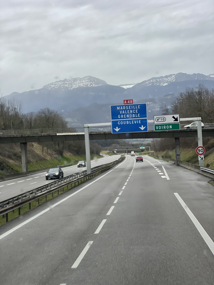 piotr_makowiec's tweet image. Szkoda ze taka pogoda była 💦💦💦a tu eldorado kolarzy jest 🚴‍♂️🚵‍♀️🚵🚵 @LeTour ☀️☀️☀️Culoz🇫🇷🇪🇺trochę było ciasno na drodze😅 #Alpy może w Marsylii 🇫🇷🇪🇺będzie cieplej ☀️☀️😎😎 #Paris2024