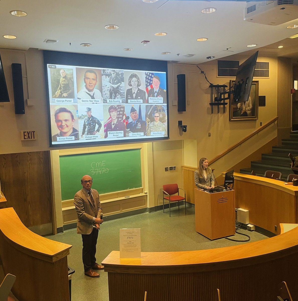 Rising @YaleNephrology fellow @EmilyMossMD gave MGR this AM! “Beyond the Tour of Duty: Health Consequences of Occupational Exposures in Today's Military Veterans.” Inspiring talk highlighting the importance of seeking to understand the experiences of our Vets in caring for them!