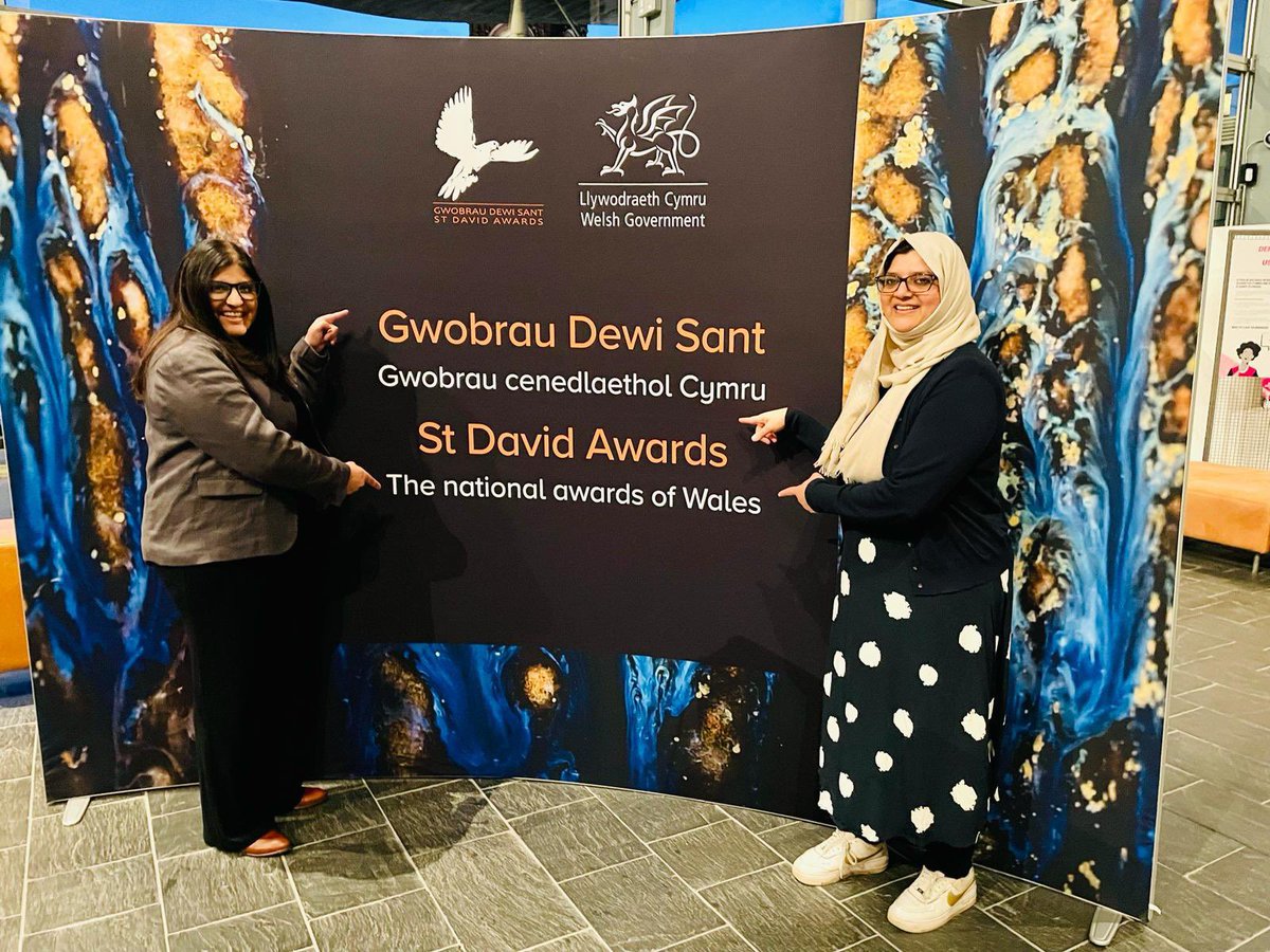 muslimdoccymru's tweet photo. 📣 MDC Announcement🏆

🎖️ This year, for the second year in a row, we are finalists in the critical worker category for the St Davids Awards.

👏🏾 A personal thanks from the committee to the whole of MDC, for your hardwork and dedication, in improving health inequalities https://t.co/WRZ9gaAEAS