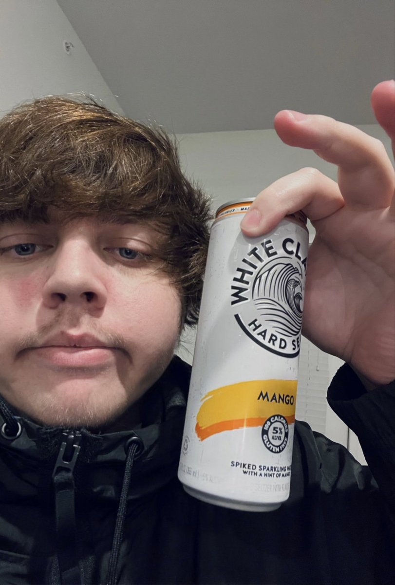 YUNG JEFF 🗡️ tweet media