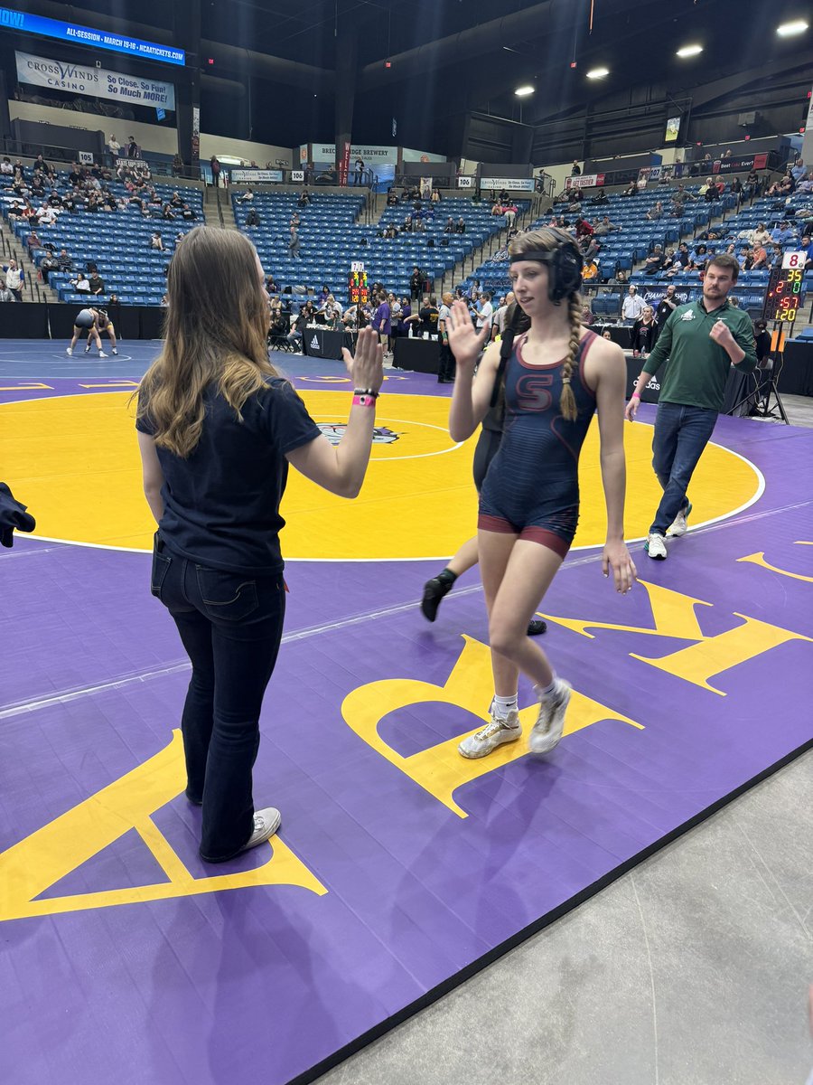 LadyVikesWR's tweet photo. Taylie Heston with the first period fall. She advances to the quarter finals. @SeamanAthletics @SeamanSchools https://t.co/8kOrP07Iq3