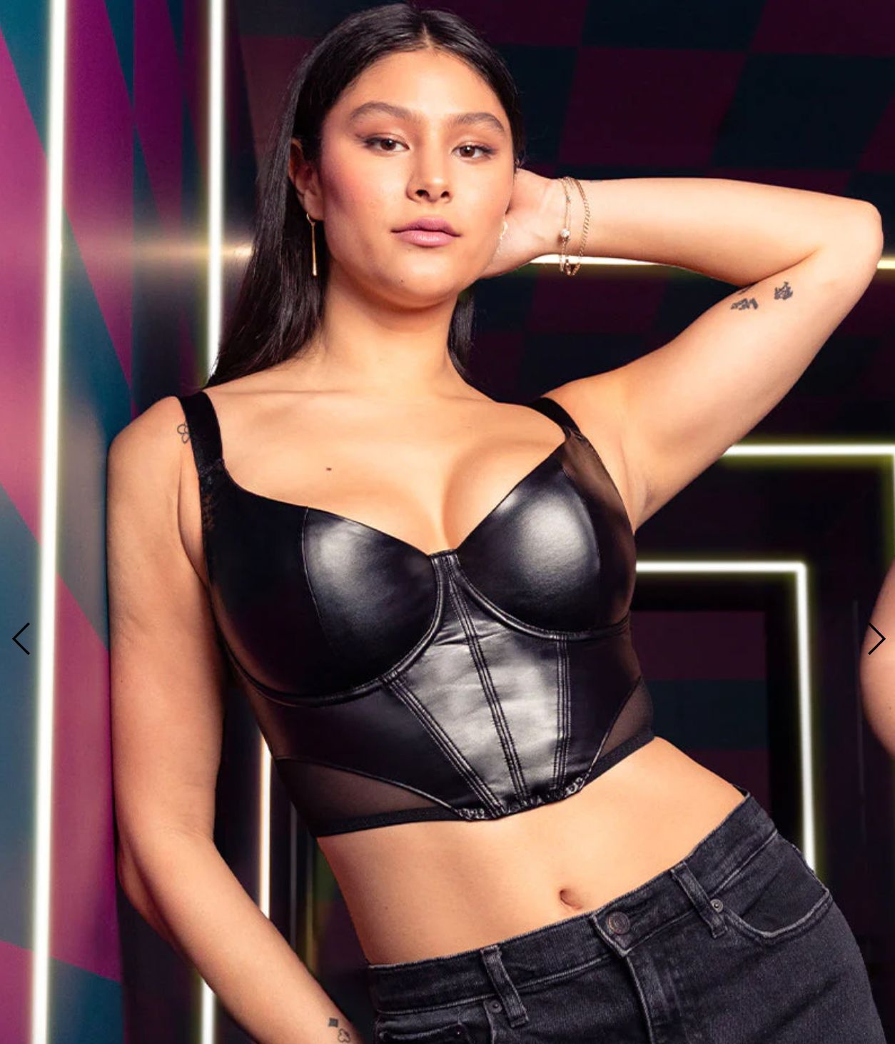 The Rack Shack on X: Supports you like a bra but fits like a top! We can't  wait to wear this one out. New in from Curvy Kate, shop Storm scooped  longline