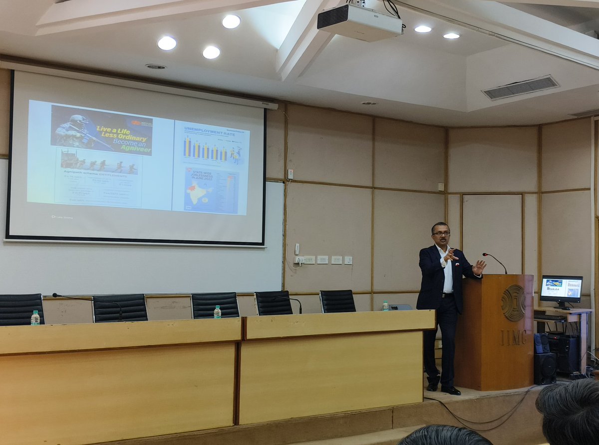 _deepanshuverma's tweet photo. "Wars are perennial, they continue, their forms may change "

The narrative built by the media &amp; the  actual side of truth around the #Agniveer scheme was cleared by @RDXThinksThat Sir. This concludes the 4th day of #GovCom workshop organised by the Dept of ADPR&amp;DM. @IIMC_India https://t.co/XA83V9v6dQ