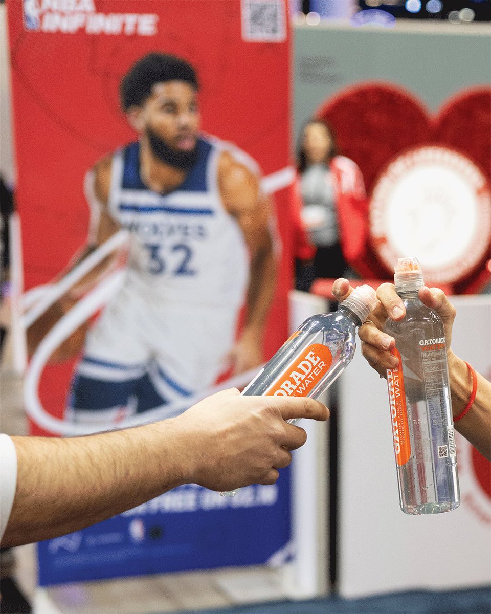EditzHoop's tweet photo. Had a pleasure helping @Gatorade promote their new drink #GatoradeWater at @NBA Crossover last week! https://t.co/fBUDAIxzbV