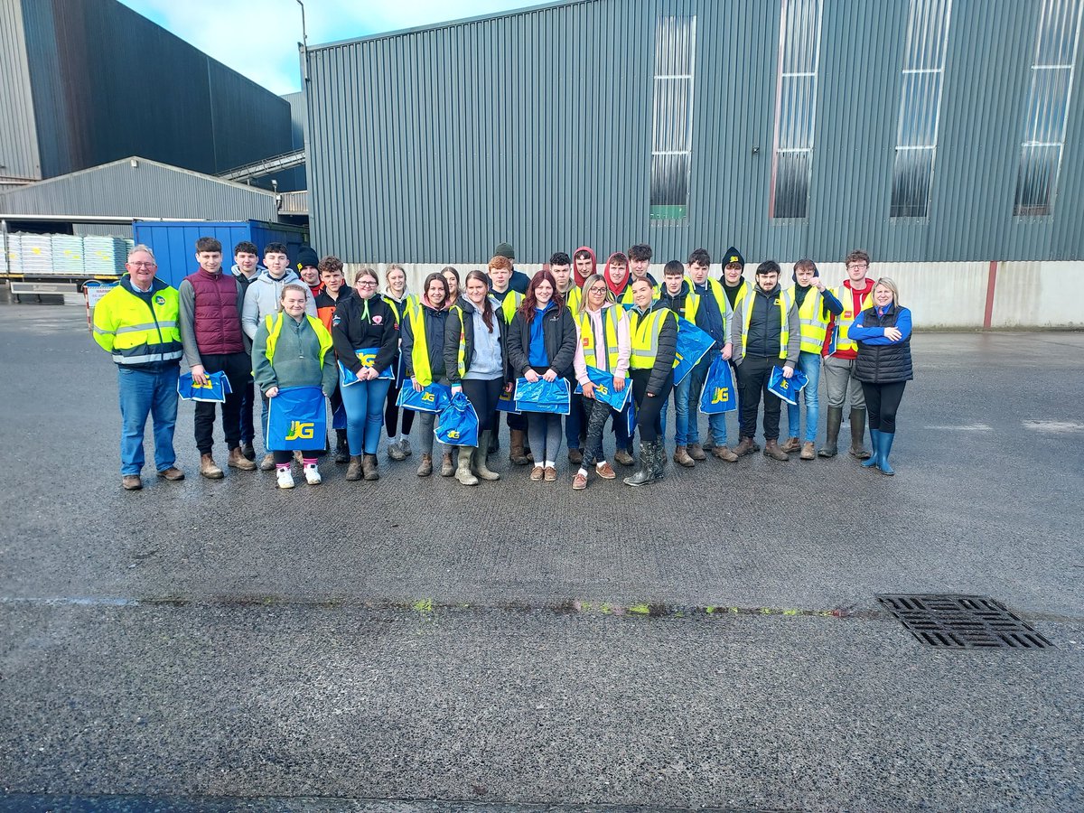 Leaving cert agricultural science students stopped into <a href="/jgrennan_s/">JGrennan&Sons</a> for a tour of the mill. Thanks to Sean and everyone for a very informative trip.