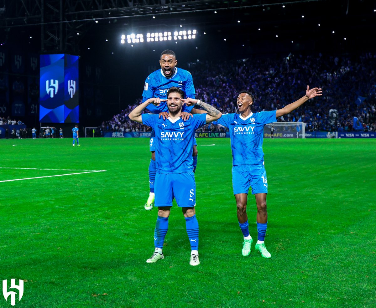 Alhilal_FC's tweet photo. الفـوز هو "هـدفنا".. والإبهـار دائمـًا "لعبتـنا" 😍💙 https://t.co/FbPkcblyZJ