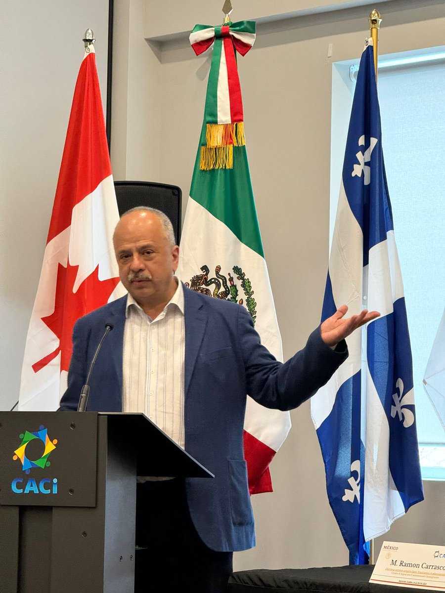 luisgure's tweet photo. Se inaugura la primera Plaza Comunitaria en 🇨🇦 que beneficiará a migrantes mexicanos y latinoamericanos que llegan a residir a Montreal. Gracias  @INEAmx @aestivill @CaciImmigrants @MIFI_QC @ImmigrantQuebec y al consulado @SRE_mx de 🇲🇽 por el apoyo para concretar este proyecto https://t.co/8UAvrH8tT0