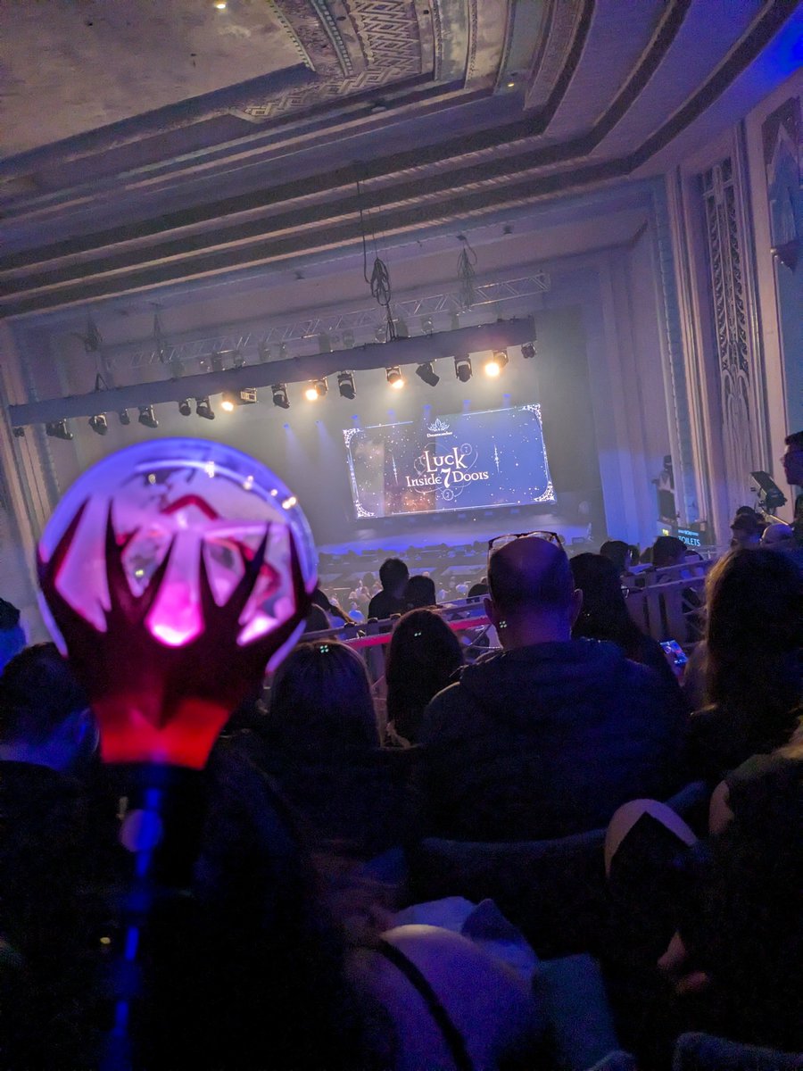 SiyeonOverdose's tweet photo. SO GUESS WHO FINALLY SAW DEUKAE LIVE AND LIVED HER DREAMS 🥹🥹🥹🥹🥹🥹🥹 https://t.co/Oe5oQwYhdv