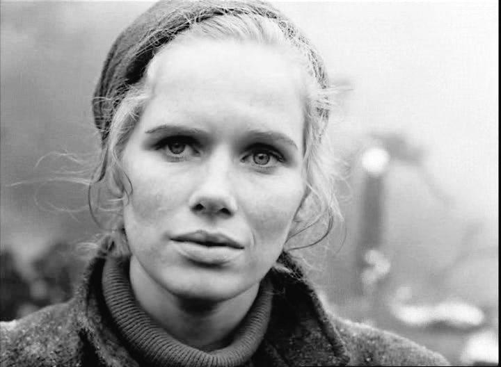 EvaArriagaD's tweet photo. 🎥 'Shame' (Ingmar Bergman, 1968). https://t.co/PUP4AAdRIl