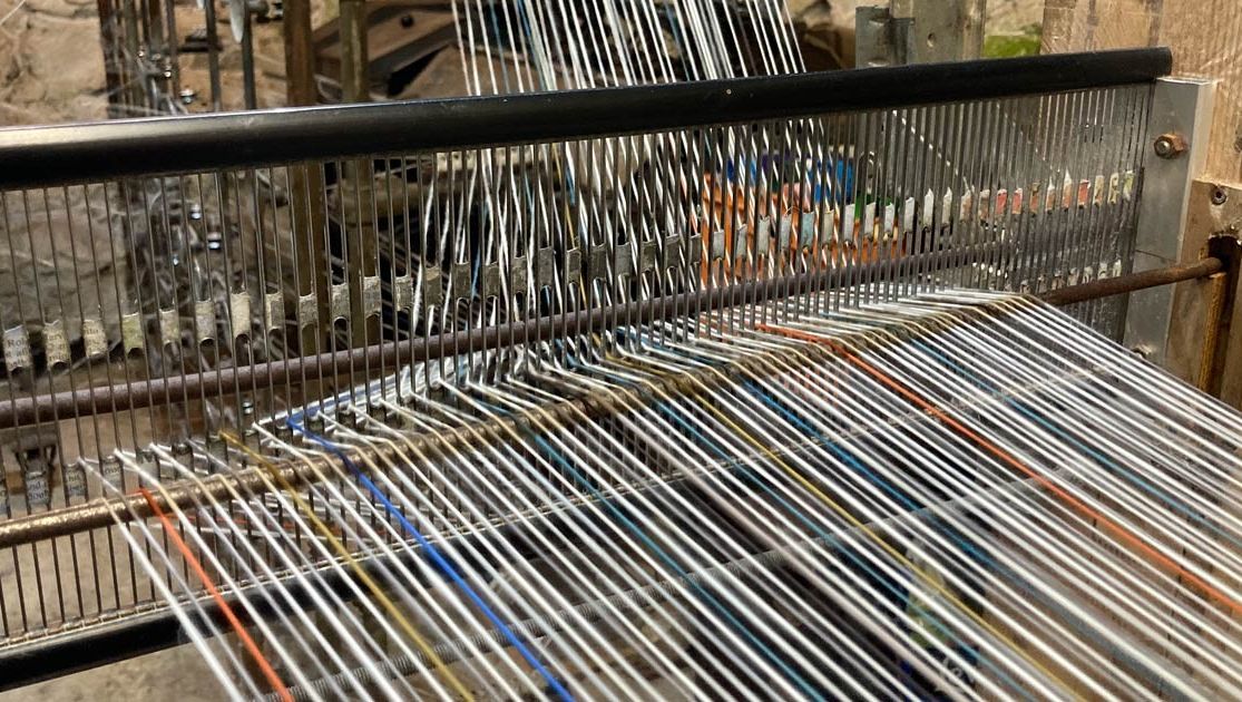 SkyeWeavers's tweet photo. Warping another run of our popular Shells & Pebbles Throws. Want to get an alert when they're back in stock? Visit https://t.co/h4QPGEWqCa
#skyeweavers #poweredbypedal #inspiredbyskye #isleofskye #madeinscotland https://t.co/Xq2N3AIi5r