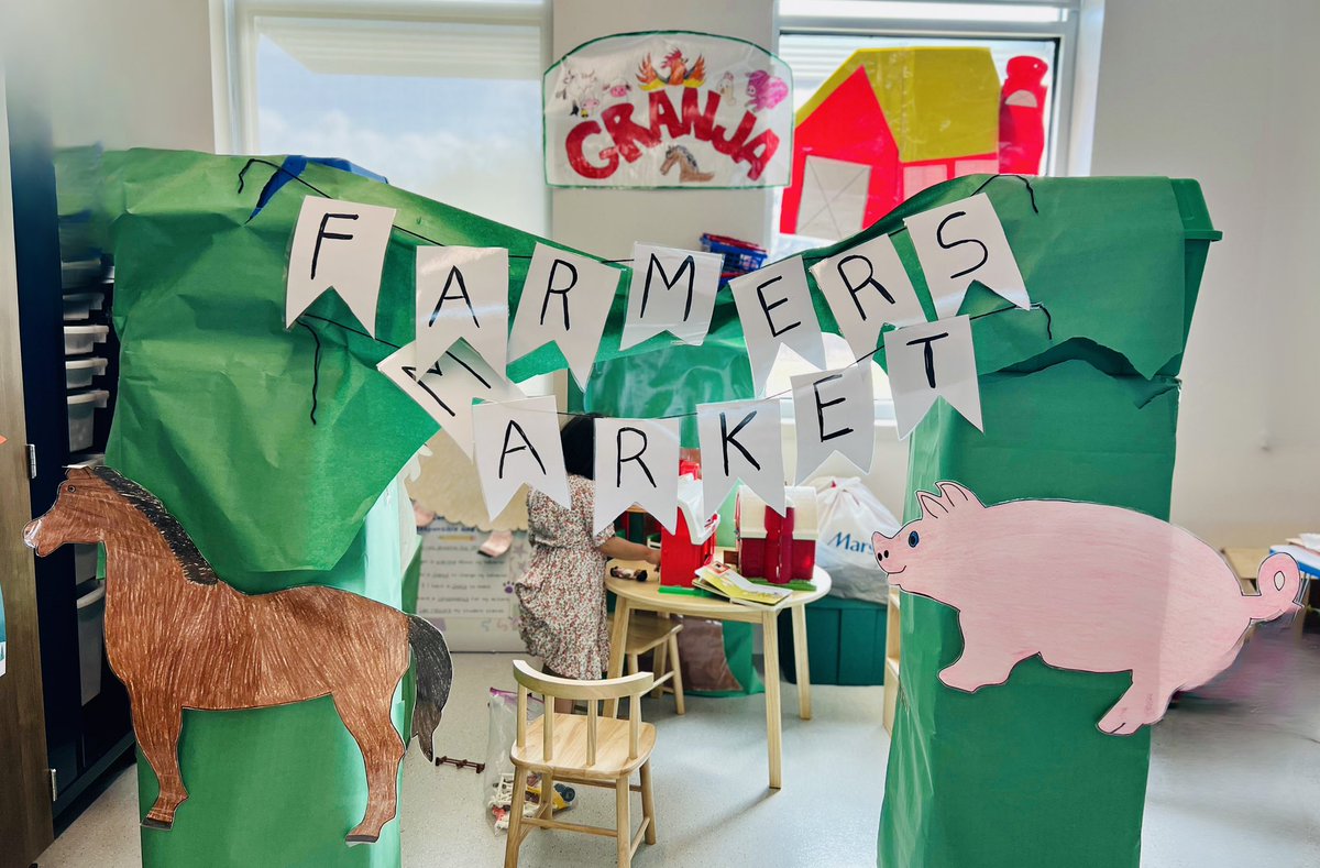 Dschnaibli's tweet photo. Learning to play and playing to learn ! Here at our Farmers Market  we work together, caring for our animals. 🤠🐐@HumbleISD @HumbleISD_LLE @HumbleISD_PREK https://t.co/urCXDF95Ry