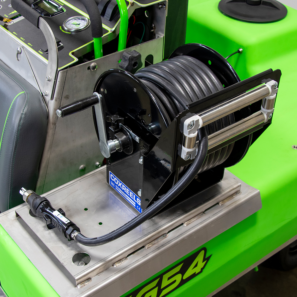Steel Green Manufacturing on X: Maximize coverage with the 100' hose reel  that is standard on the SG54 & SGXL. It features a roller guide, an  adjustable drag brake for tension, 