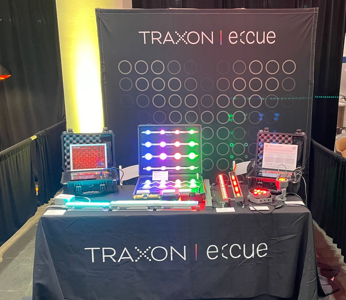 Today is the day! If you are in Los Angeles, don't miss your chance to visit us at the IES Product Fair at the REEF!

#traxonecue #traxon #ecue #dynamiclighting #lightinginnovation #lightingevents #losangeles #usa #iesla #productfair