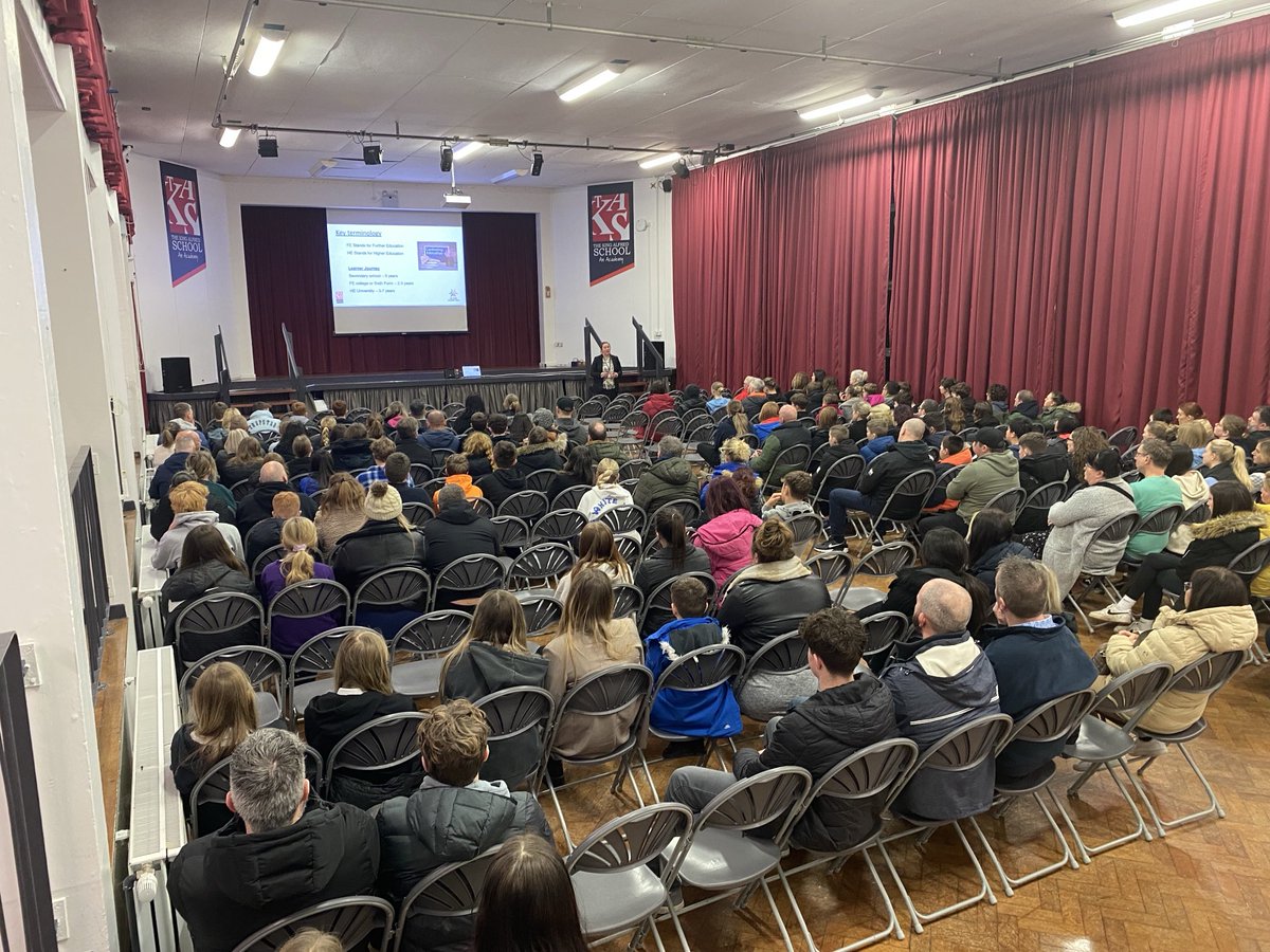 Great Year 9 Options Evening <a href="/_TKASA/">The King Alfred School an Academy</a> tonight led by Miss Charles. Thank you all for attending! #beproud #futureplans #servingcommunities
