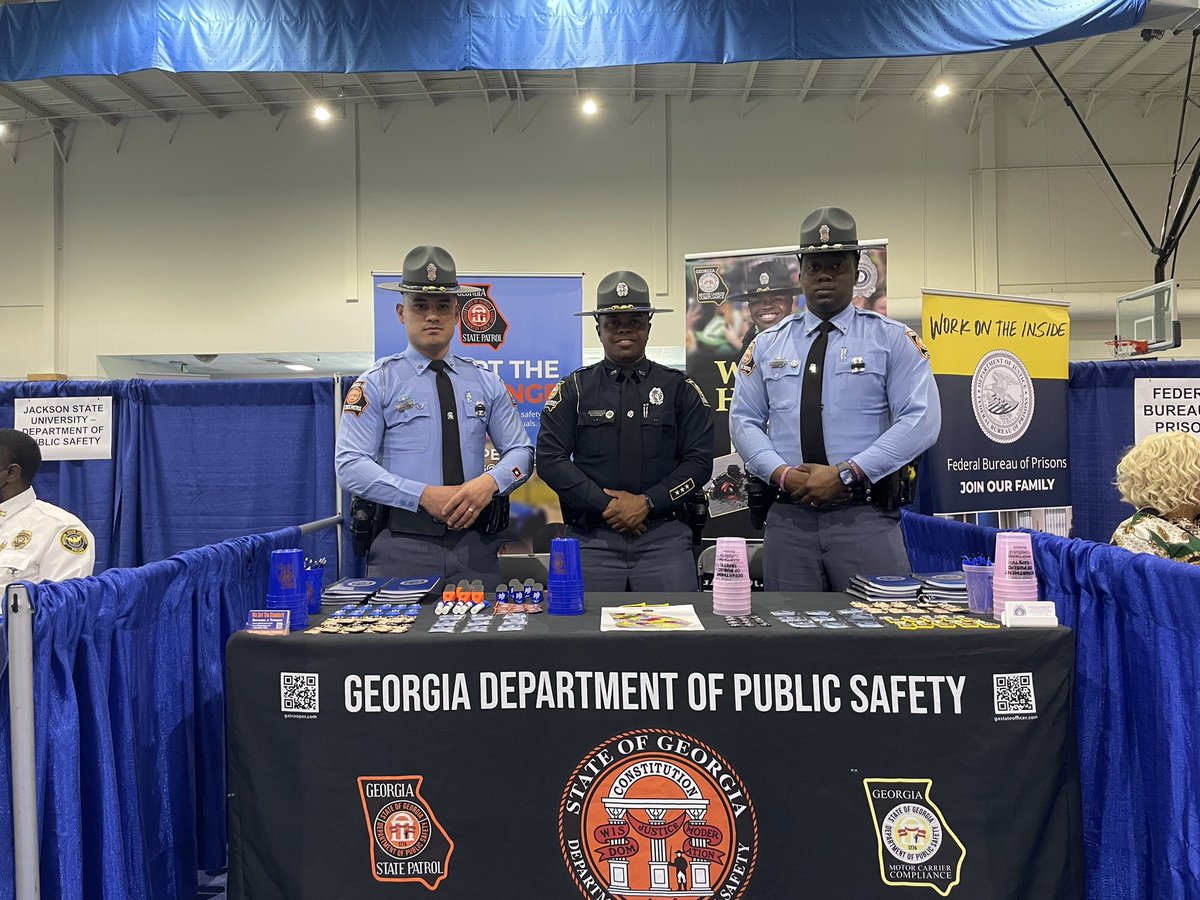 👋 Exciting news! The Georgia State Patrol Recruiting Unit is at Jackson State University in Jackson, MS until 12 PM today. Don’t miss the opportunity to kickstart your career—stop by and explore the possibilities! 🚔 #GSP #GADPS #CareerOpportunity #jacksonstateuniversity