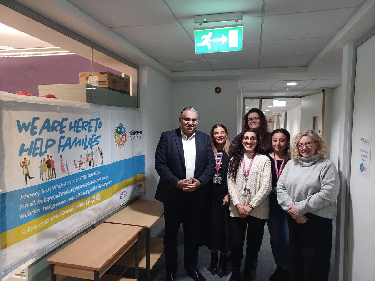 Today we met with @TahirAliMP to discuss the future of Early Help and how we can continue to advocate for children, young people and their families through early intervention and prevention #earlyhelp #Birmingham #hallgreen #saveourcity