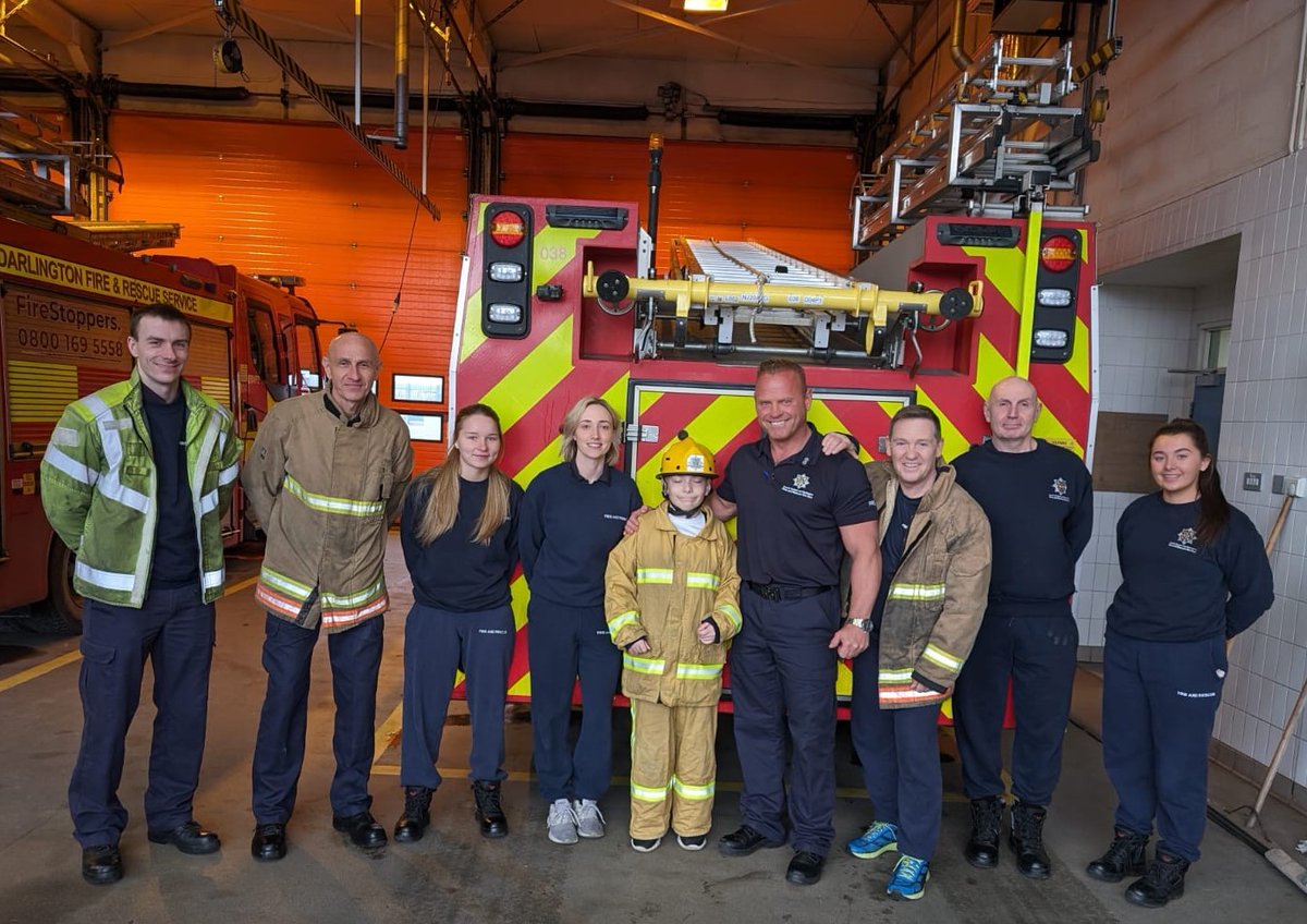 A boy who was rescued from a burning building in Peterlee has been reunited with the firefighters who saved him ❤️ Read all about it on Sky News 👇 bit.ly/3I6XUd0