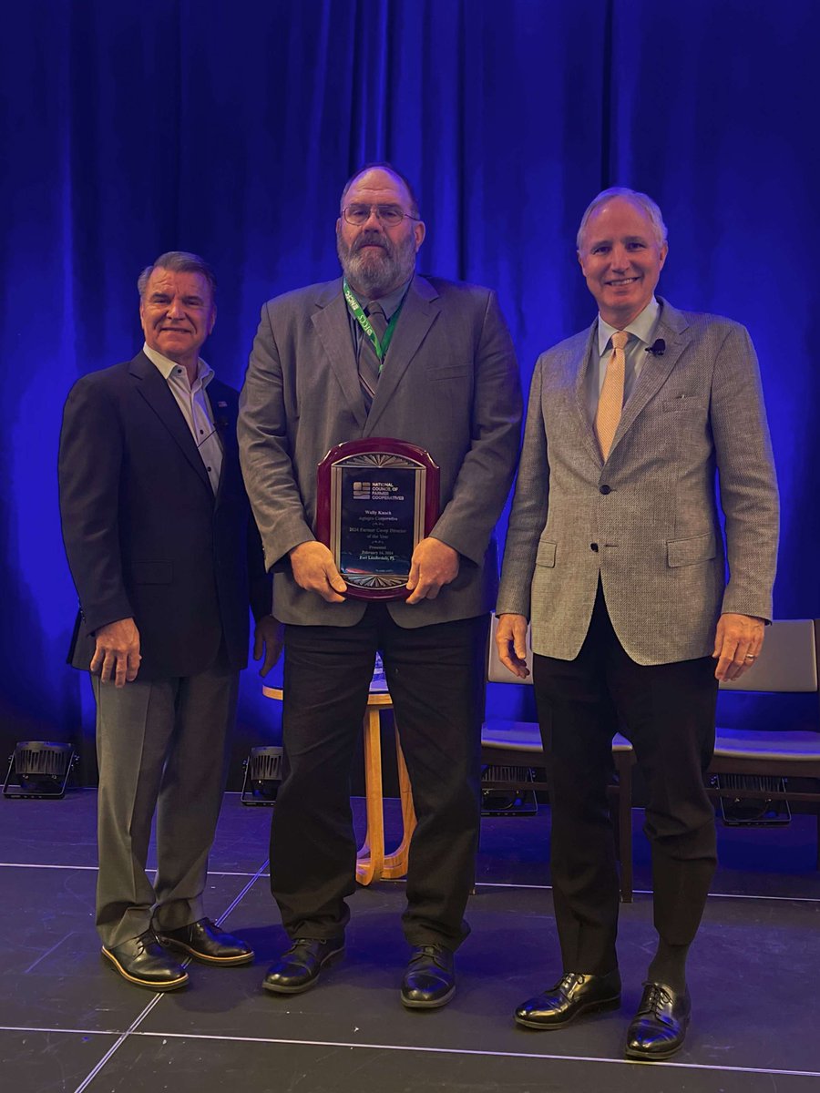 Congratulations to Jay Bryant, recipient of the Robert B. Engel Farmer Cooperative Manager of the Year &amp; Wally Knock, 
winner of the Farmer Co-op Director of the Year! Both have long demonstrated outstanding leadership within &amp; beyond the farmer co-op community <a href="/MDVAMilk/">Maryland & Virginia Milk Producers</a> @Agtegra