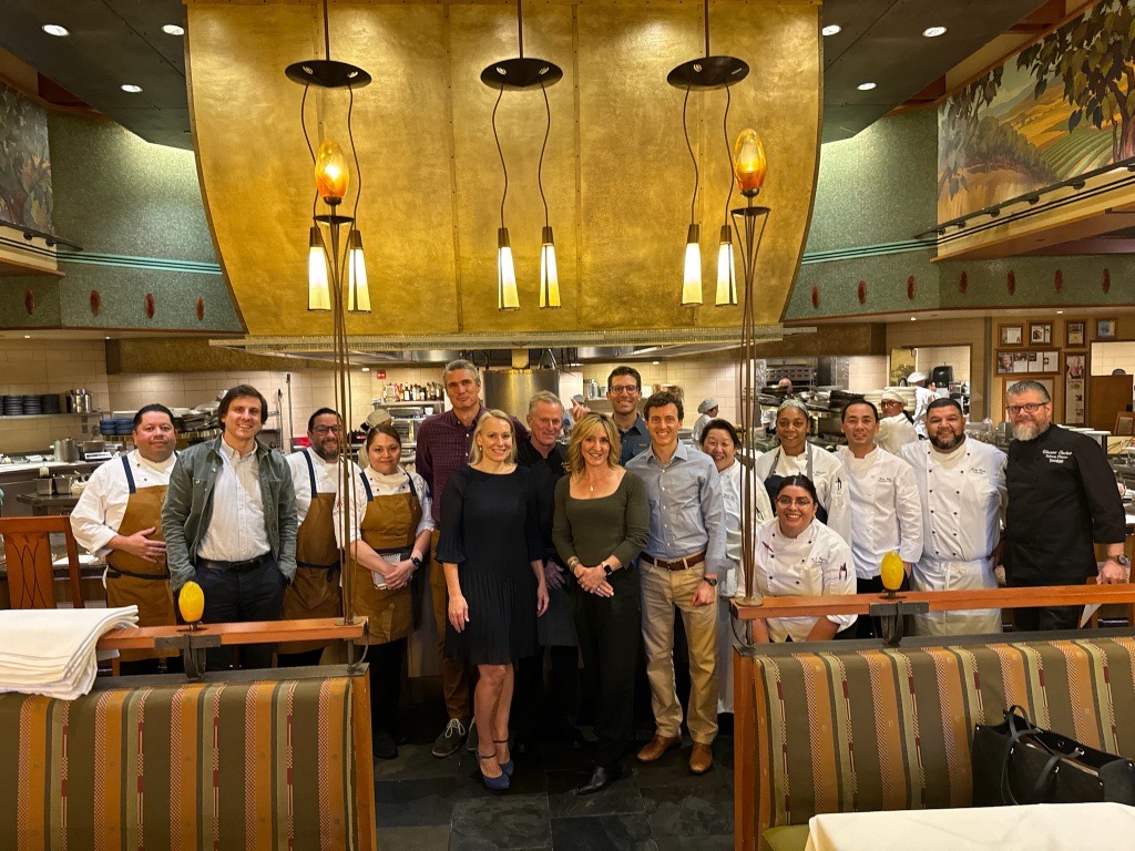 Last night, Katherine Bryar, Global Marketing Director at BioMar, was invited as an honoured guest, along with representatives from Monterey Bays SeafoodWatch program to a dinner and education session at Disney in California. 🎡📽️ #Aquaculture #Aquafeed #SustainableNutrition