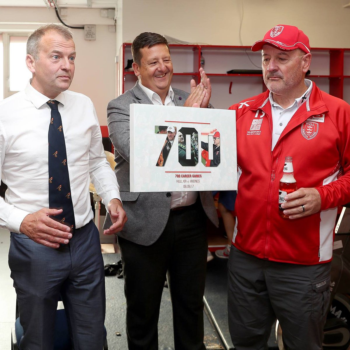 hullkrofficial's tweet photo. We will pay tribute to Rob tonight with a minute’s applause before kick-off 👏❤️

There will be an option to add 50p onto any purchase made at the bar tonight. The club will match it and all funds raised will go into Rob Crossland's fundraiser for the Dougie Mac Hospice. https://t.co/hkQf1LWEQR