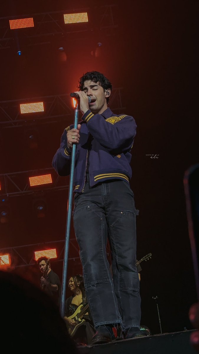 shotsbyeli_'s tweet photo. A night to remember! 🙌🏻🫶🏻 #JonasBrothersInManila #JonasBrothers #THETOUR https://t.co/W6mCIPWbfJ