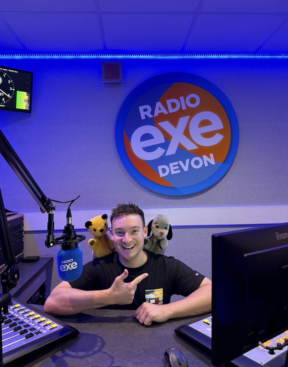 Two very special guests popped in to see us today! <a href="/radioexe/">Radio Exe</a>