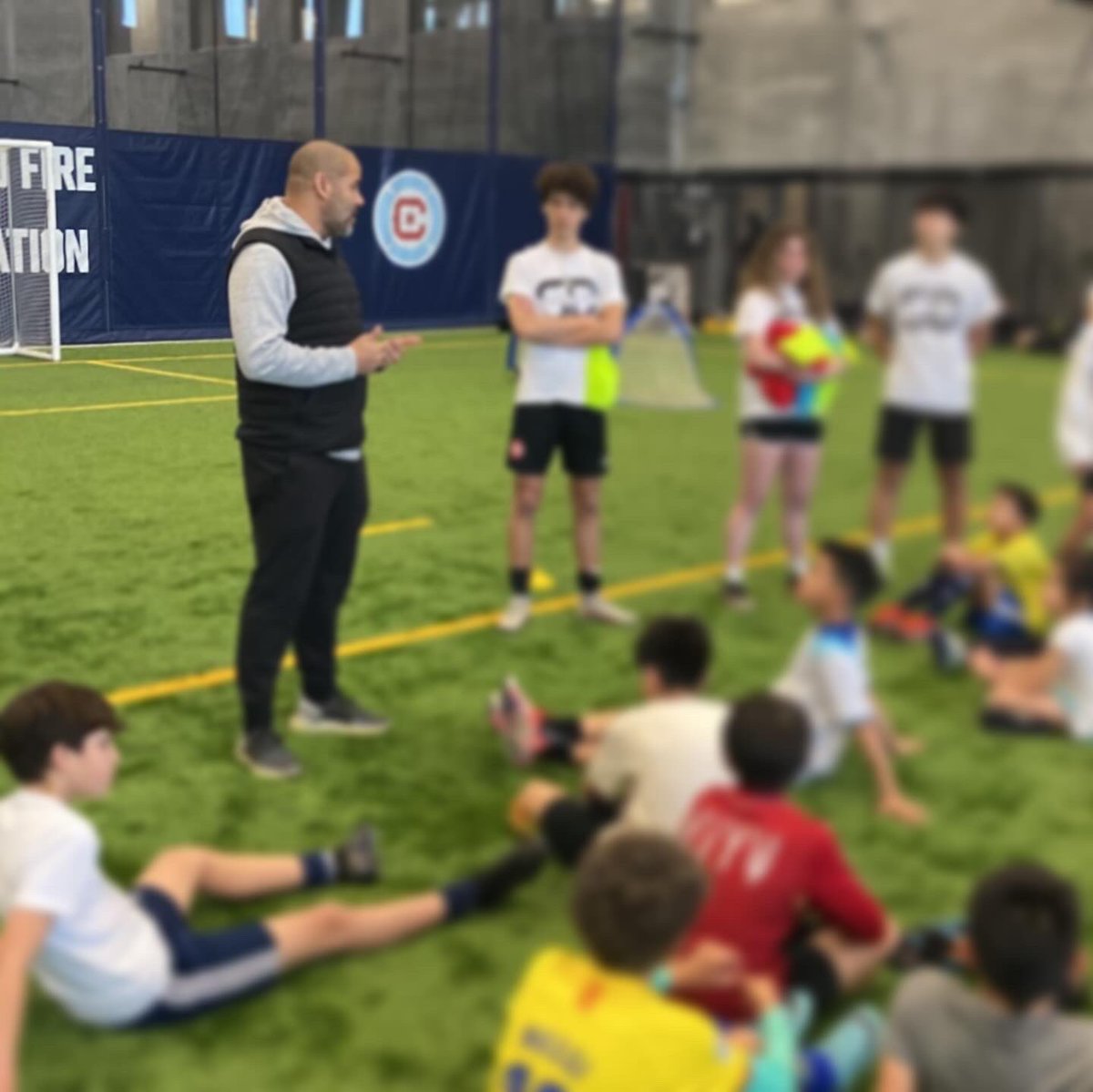 cjbfoundation's tweet photo. A special thank you to Dasan Robinson having me at your President’s Day Clinic. 
So honored for the invite and proud of you my man. https://t.co/inx5mq6iij