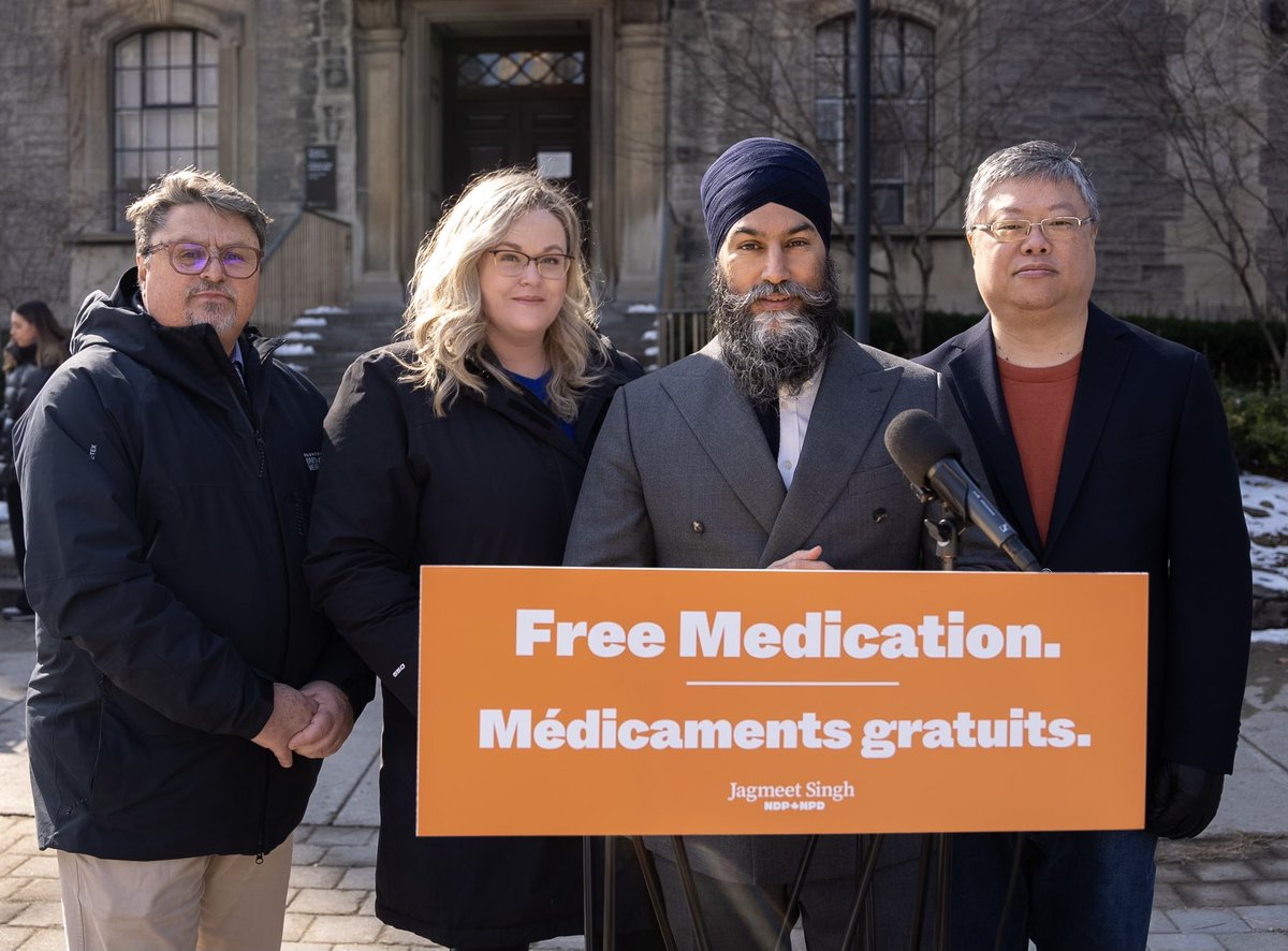 I had the opportunity to stand beside @theJagmeetSingh after I shared how #pharmacare would greatly benefit Canadians like myself who are dependent on insulin & other diabetes meds. @JustinTrudeau fulfil your commitment to implement national pharmacare without further delay.