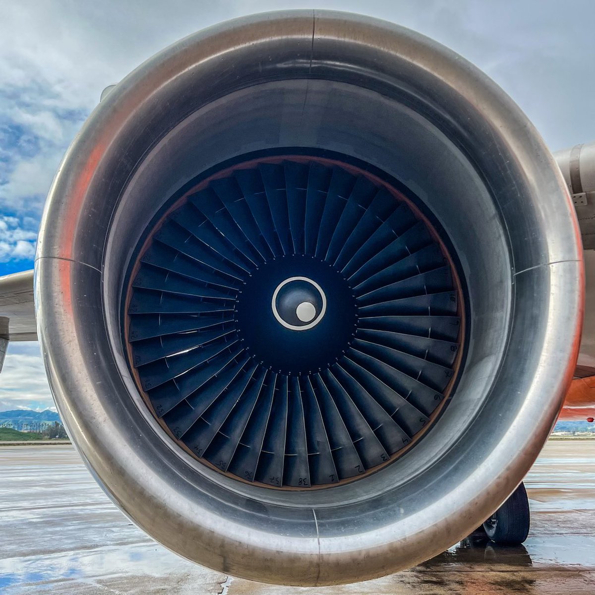 Ten_Tanker's tweet photo. The Maintenance team had some fun with the spinners this winter. Which one is your favorite?
#10_tanker #readytoserve #maintenance #dc10lovers #planegeeks #avgeeks #aviation #planelovers https://t.co/ToQHWoyxZh