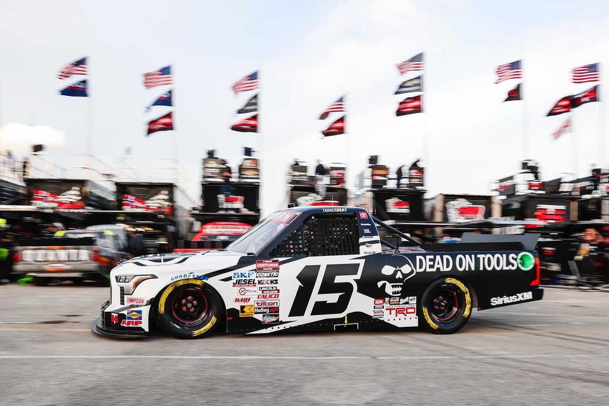 Dead On Tools tweet media