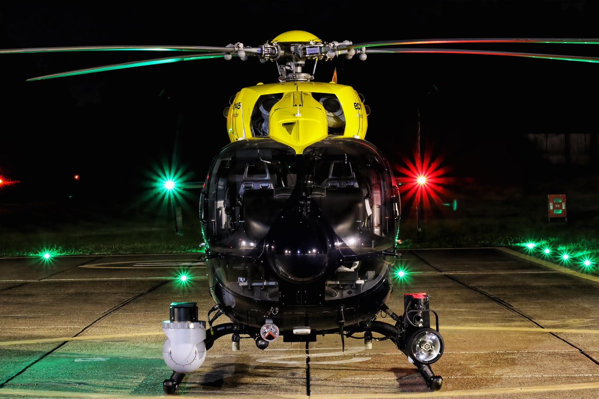 NPASLondon's tweet photo. It’s not all about catching burglars, but last night it was. 
Crew overhead a vehicle pursuit, 5 decamped, machetes discarded. Great teamwork between @MPSBarkDag @MPSRedbridge @MPSFirearms &amp; @MetTaskforce 🐕’s resulting in all being detained. Crowbars &amp; balaclavas recovered. https://t.co/z0Sod4CPCI