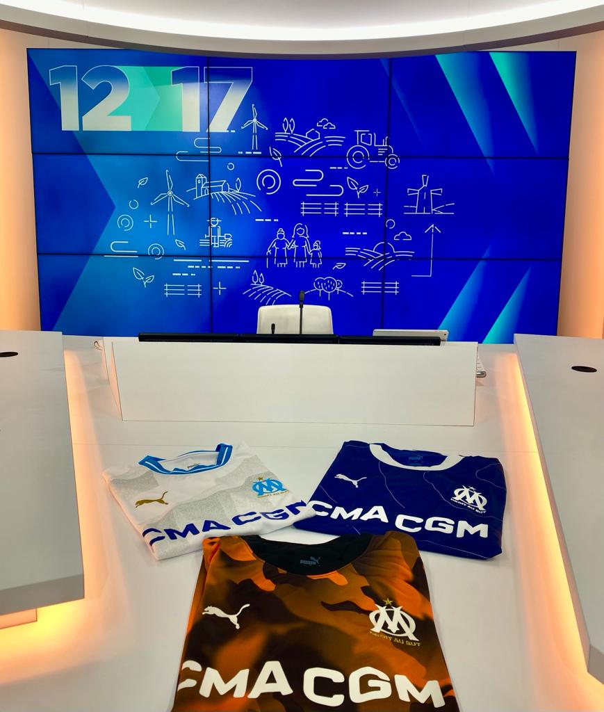 🔥 À l'occasion du match OM/Shakhtar @BFMMarseille & @pumafrance vous font gagner non pas 1 mais 3 maillots : domicile taille S, extérieur taille L, third taille M. RT + Follow pour tenter de gagner Tirage au sort la semaine prochaine #bfmmarseille #puma #OMShakhtar #OM #PUMAFAM