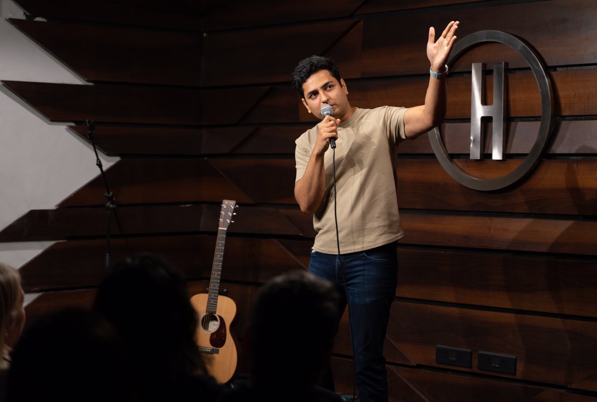 Nonstop laughs courtesy of one of the funniest men in India, Kenny Sebastian. It was a great show, @knowkenny. Thanks for being such a great supporter of Apple!