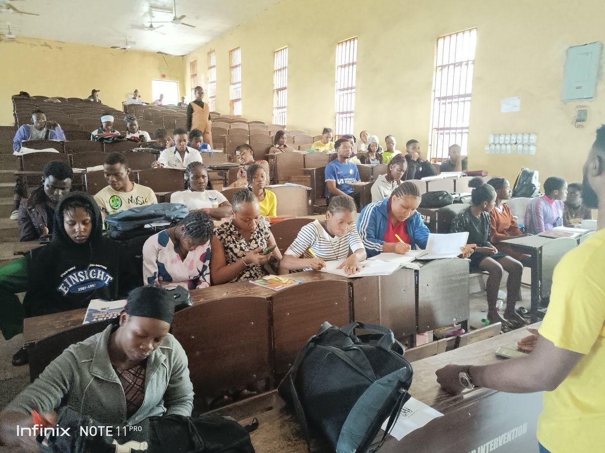 bc_fcet's tweet photo. It was a Success!
Our CAMPUS TOUR @FCETUmunze

REACH 👇
4 different faculties
6 different Levels  
500+ Students
6 staff 

Thanks to Our Lead @amioantho and Our graphic designer @okpaleke_joshua for this impact!

Education + Web3 technologies = EDUTECH

Open For Collabs! https://t.co/YPXwl6G96j