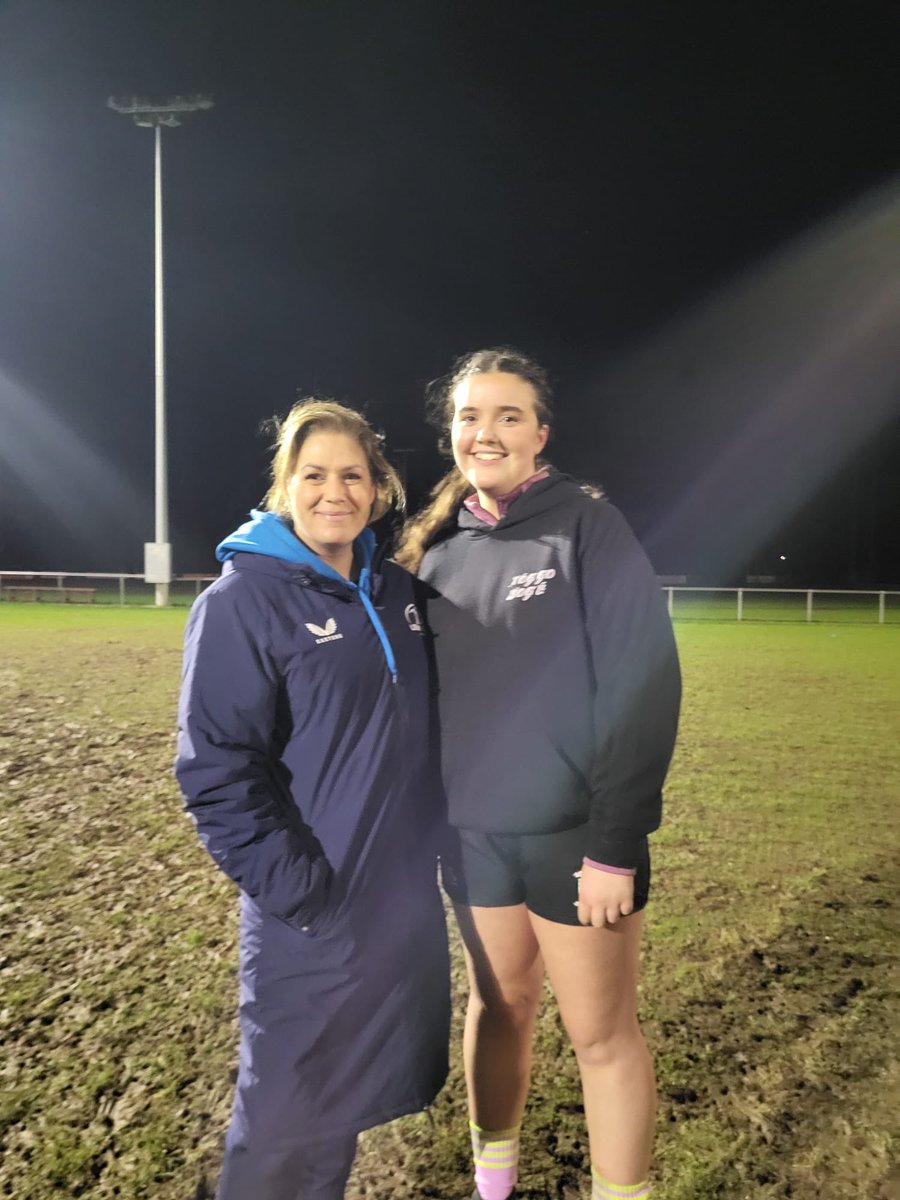 Out with <a href="/NewbridgeRugby/">Newbridge Rugby 🐝</a> ladies last night. Makes me so happy (but feel so old!) when a player I’ve seen since Mini’s graduates into a womens senior squad! Congratulations Abbie!💙#fromthegroundup