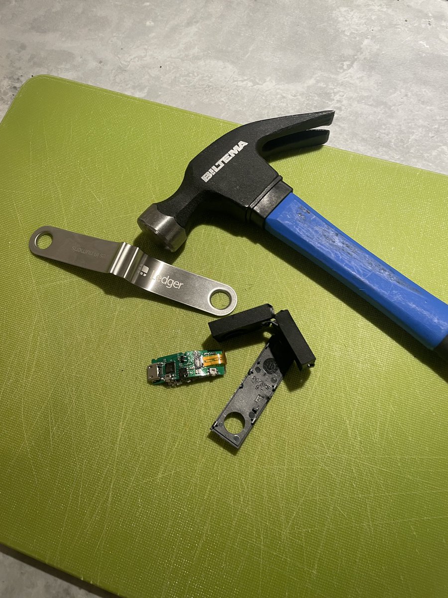 RodeoStack tweet media