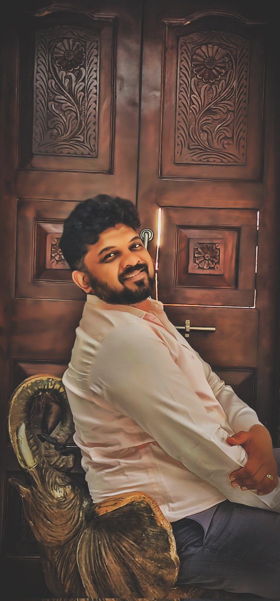 send2me's tweet photo. Dream | Believe | Achieve
#nikhilpattaniofficial
#realtor #NikhilPattani
#realty #realtydiscovered #home #nikhilpattanirealtor #housing #realestateexperts #realestate #realtorlife #realty #destiniva #selling #sale #sellingprocess #sales #salesperson #sellingahome https://t.co/cpTufqSpJh
