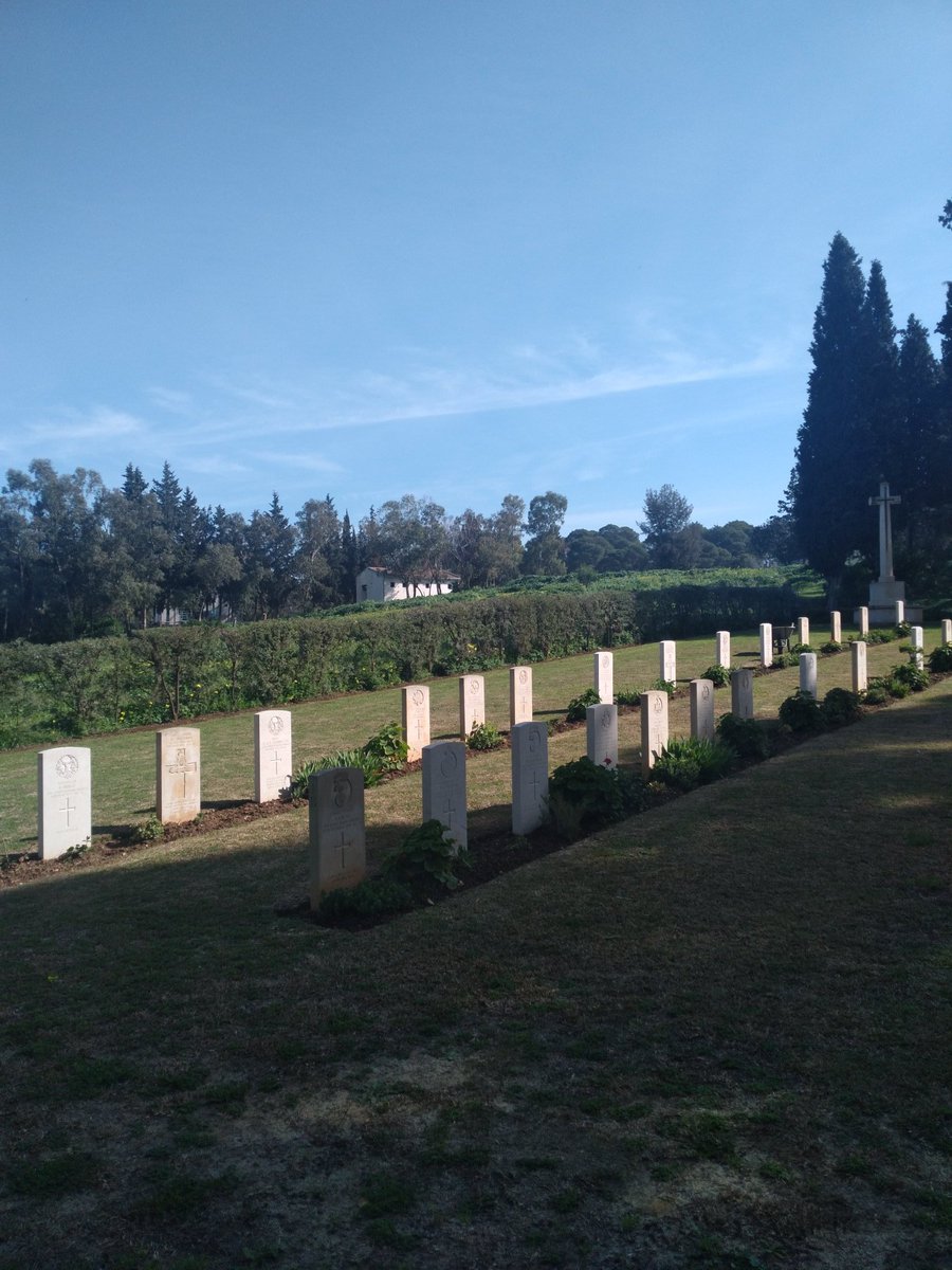Beautiful view in thibar WC 🥰🥰🥰🥰<a href="/CWGC/">Commonwealth War Graves</a> <a href="/mohamedbou65796/">mohamed boujneh</a> <a href="/rejeb_ghassen/">Ghassen Rejeb</a>