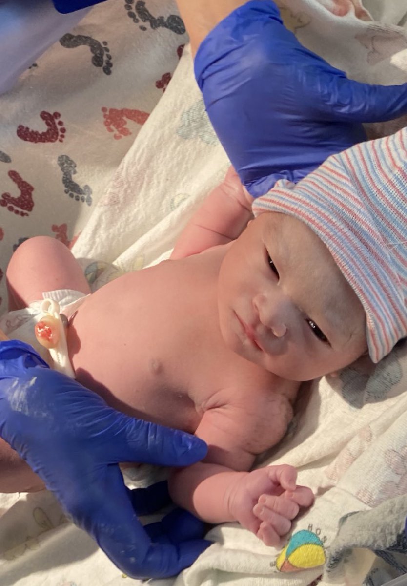 curtishicks25's tweet photo. Curtis Lee Hicks III. Welcome to the world C3! Daddy loves u boy 💙💯 https://t.co/ITQELo7CU9
