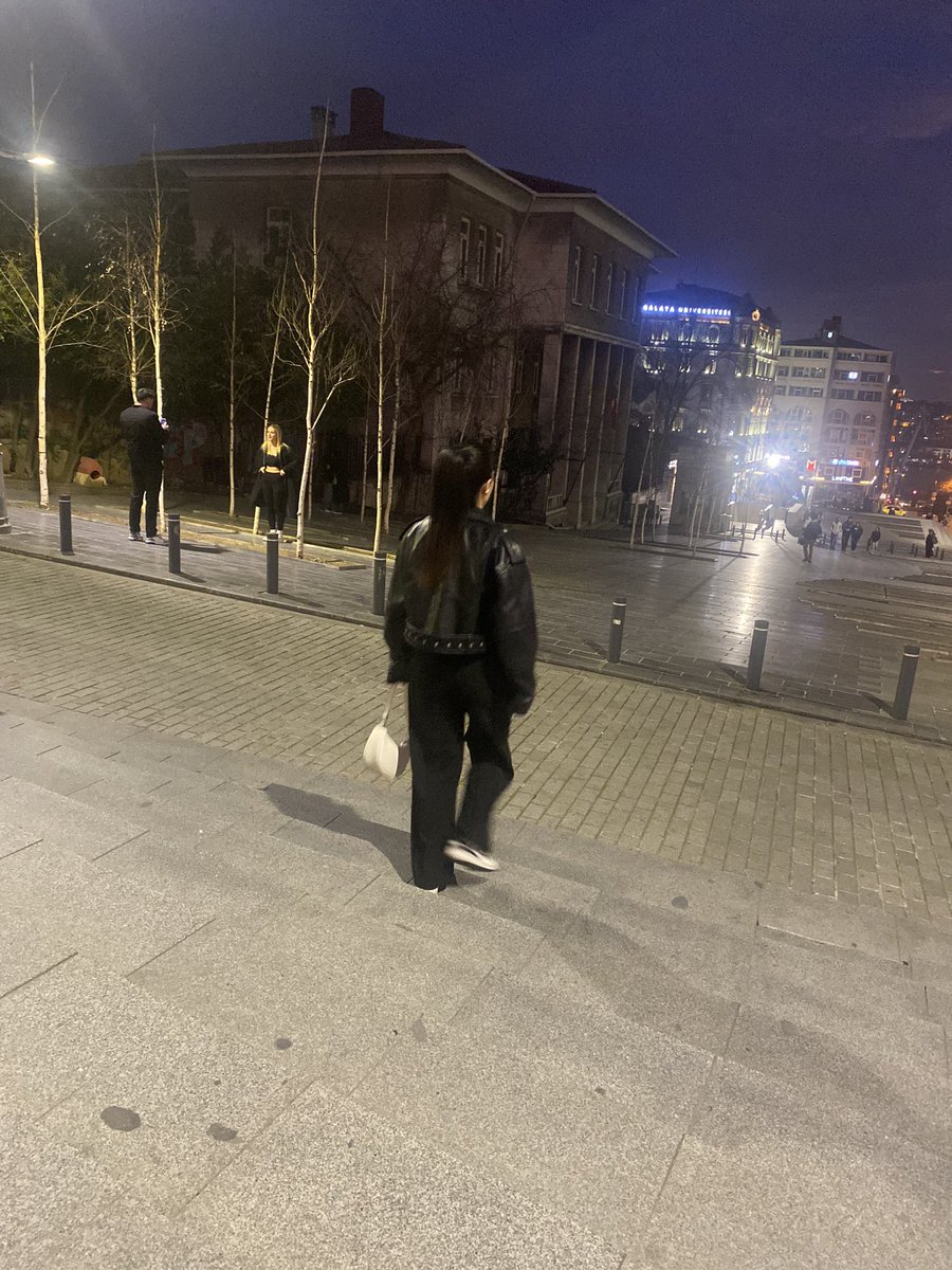 Başımı alır giderem yürüyüşü 😂😂