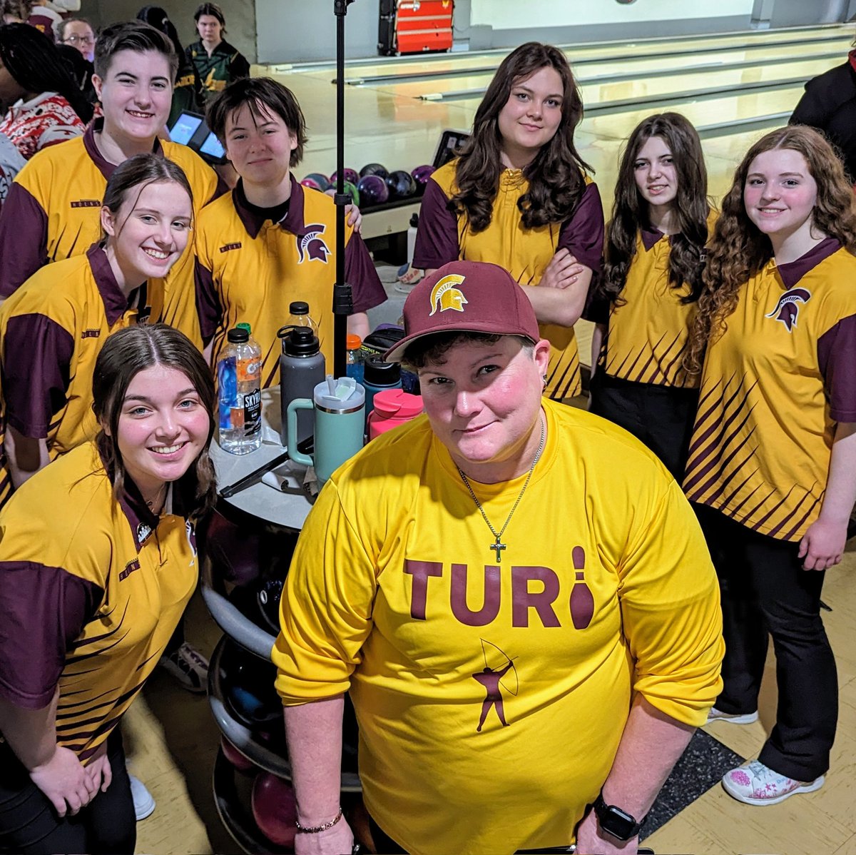Girls 🎳 Bowling 🎳 at today's Sectional Championship 🏆 #WinTheDay