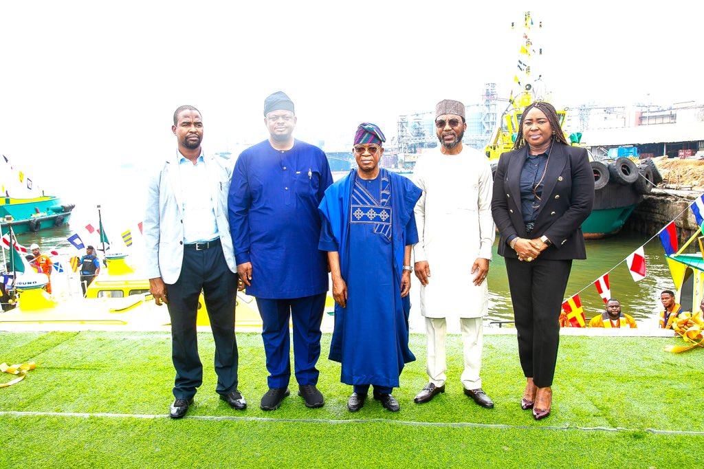 The @NigerianPorts Executive Management this afternoon joined the Minister of Marine and Blue Economy, HE, Adegboyega Oyetola, to commission the seven newly acquired security patrol boats in Lagos.

These security patrol boats will continue to enhance our ability to detect,
