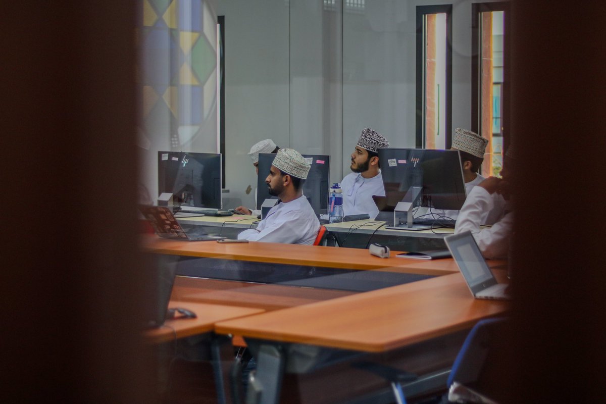 من ورشة
 "كيف تصنع محتوى احترافي عبر منصة لينكد ان"
✨✨