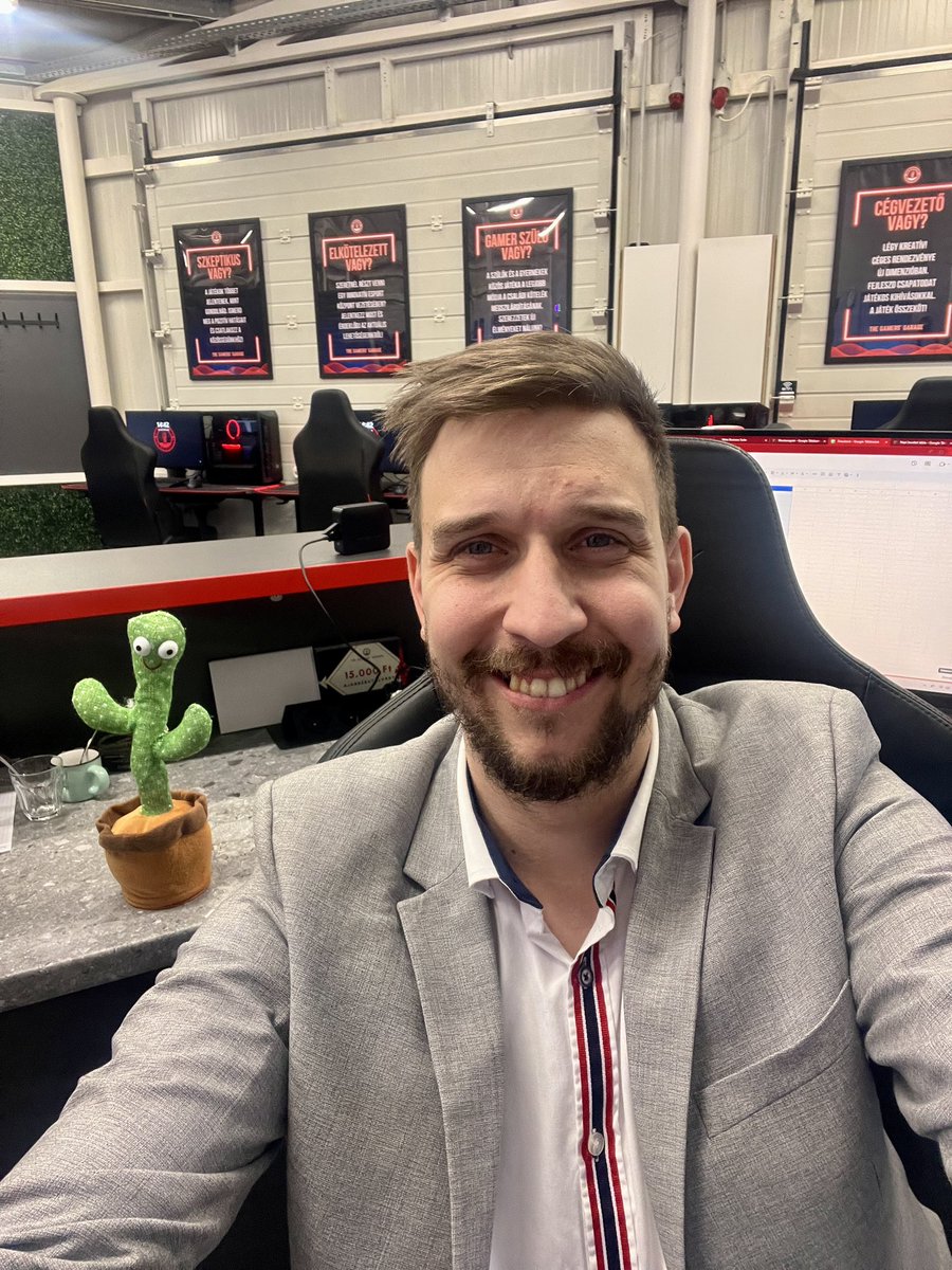 TLaci09's tweet photo. Kaktusz https://t.co/2KwO8058Gq