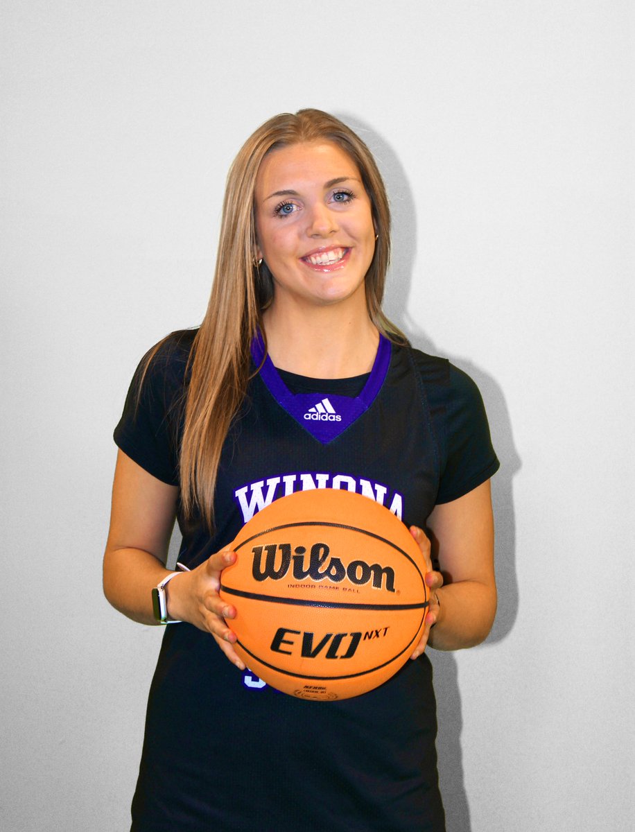 WinonaStateWBB's tweet photo. 5 days to celebrate our 5 SENIORS🤩💜

Next up, #20 Kaitlyn Schrimpf from Oregon, WI.

Kaitlyn is majoring in Movement Science with a minor in Psychology! 🤓

Post Basketball Plan: Going to finish her studies at UW-LaCrosse for her doctorate in physical therapy! https://t.co/R9QI5rG0KU