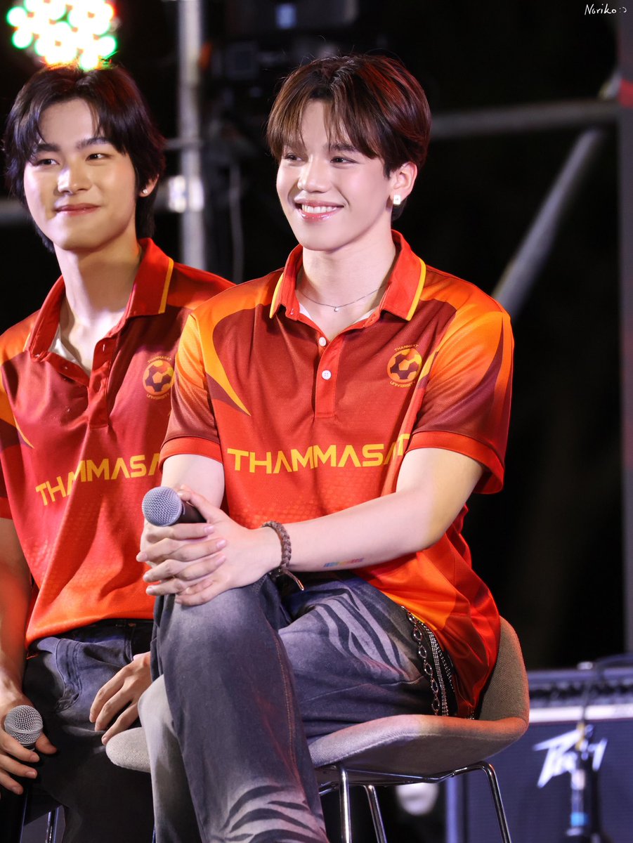 redv1olet's tweet photo. บัณฑิต tid glam มากเอางี้
#Nutanonts #FlukeNattanon
#TUTURN #CUTUBALL2024
#ฟุตบอลสานสัมพันธ์จุฬาธรรมศาสตร์
#TEAMTHAMMASAT https://t.co/CU6EaQRsdf